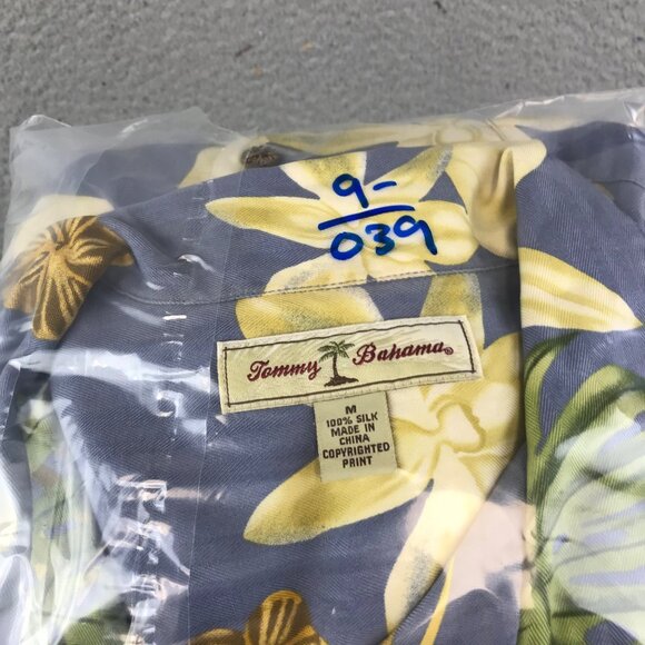 Tommy Bahama Floral Hibiscus Short Sleeve Shirt Mens Size Medium 100% silk - Picture 8 of 8